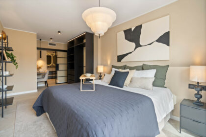 ebacfc1cb20dee9c08189ce09f3c5b7e - 13