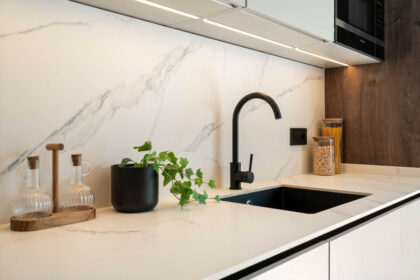 ebacfc1cb20dee9c08189ce09f3c5b7e - 25