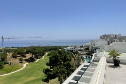 ec16d1d800539593ff679749d69e554f - 1