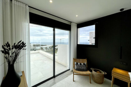 ec16d1d800539593ff679749d69e554f - 20