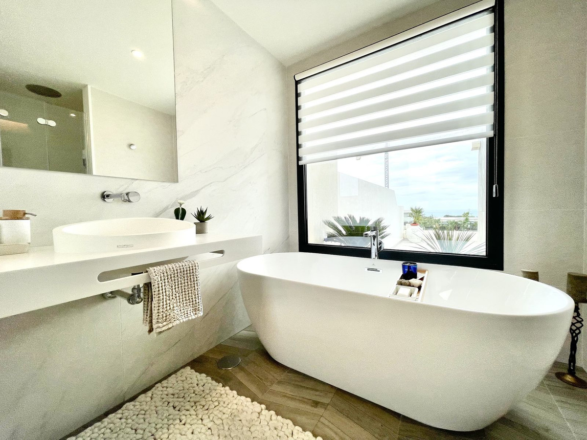 ec16d1d800539593ff679749d69e554f - 26