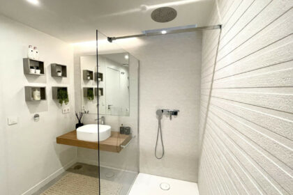 ec16d1d800539593ff679749d69e554f - 33