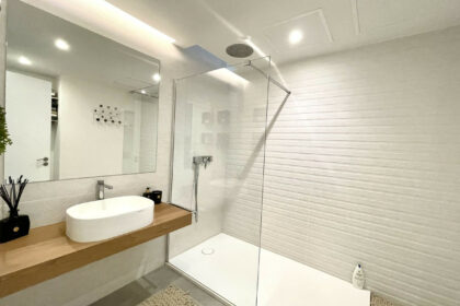 ec16d1d800539593ff679749d69e554f - 35