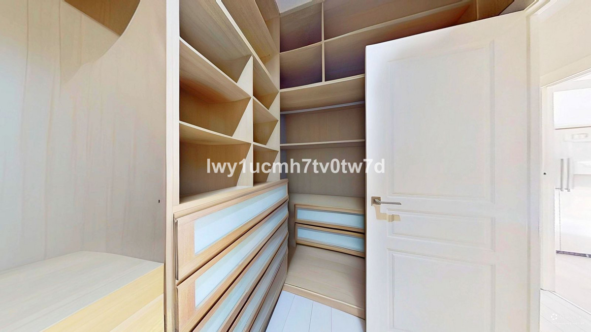 ec180a70f28b83e4192bb05e6574a6d9 - 10