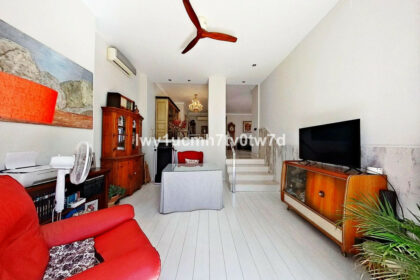 ec180a70f28b83e4192bb05e6574a6d9 - 16