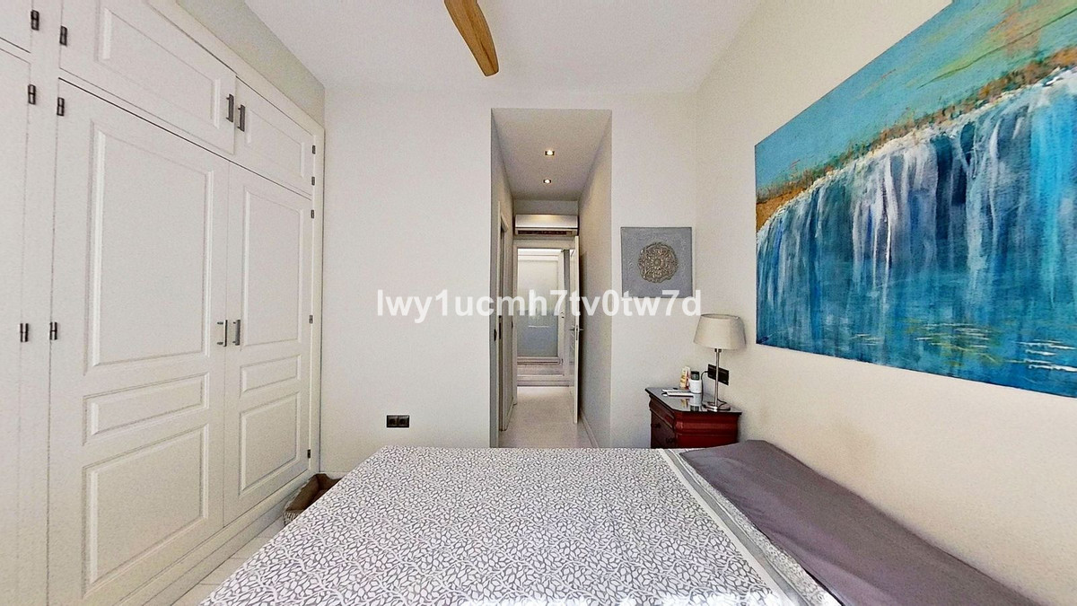 ec180a70f28b83e4192bb05e6574a6d9 - 25