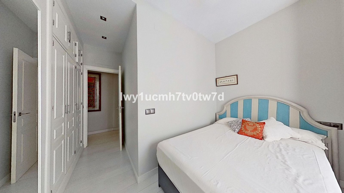 ec180a70f28b83e4192bb05e6574a6d9 - 28