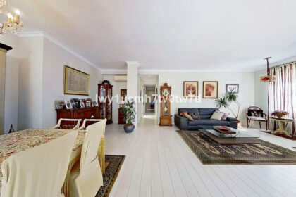 ec180a70f28b83e4192bb05e6574a6d9 - 3