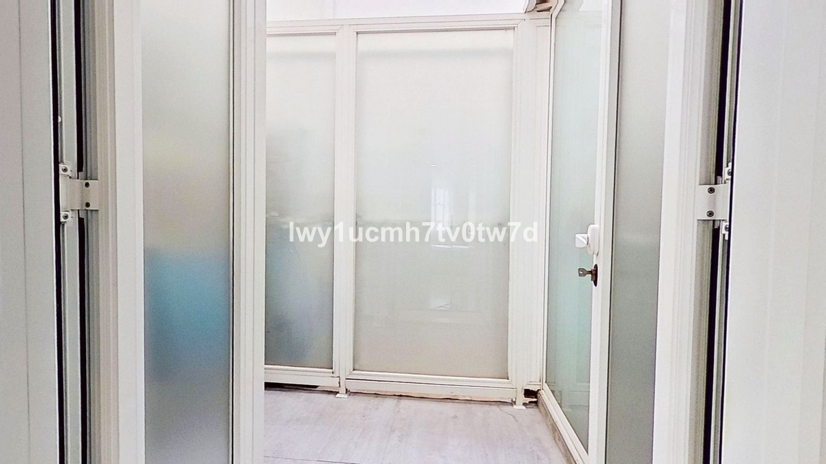 ec180a70f28b83e4192bb05e6574a6d9 - 35