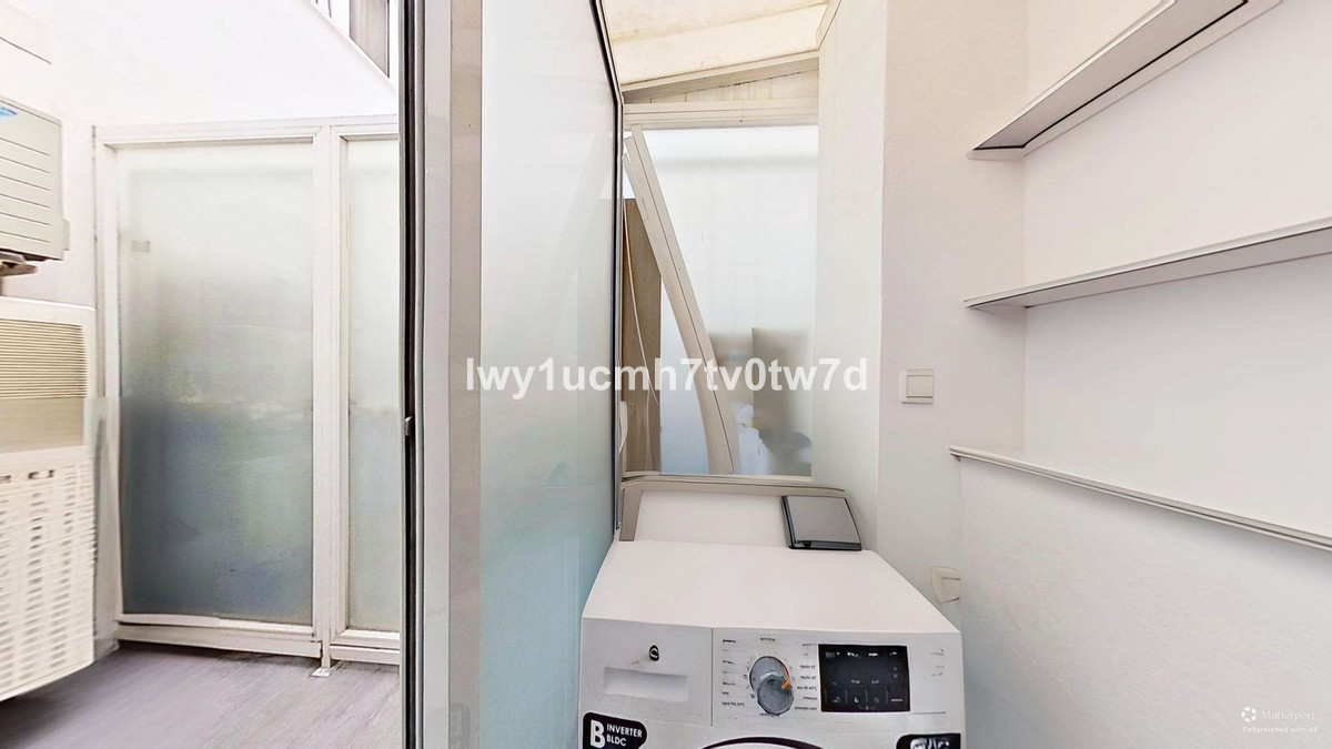 ec180a70f28b83e4192bb05e6574a6d9 - 36