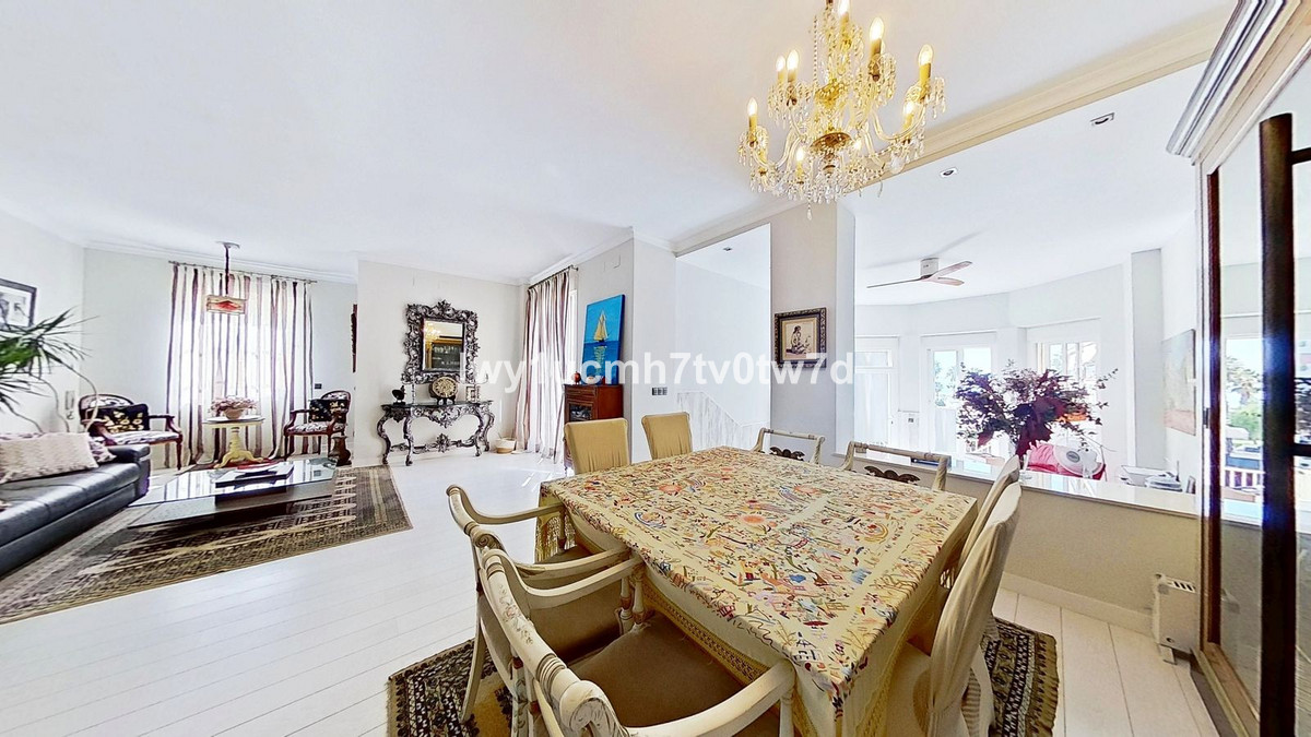 ec180a70f28b83e4192bb05e6574a6d9 - 5