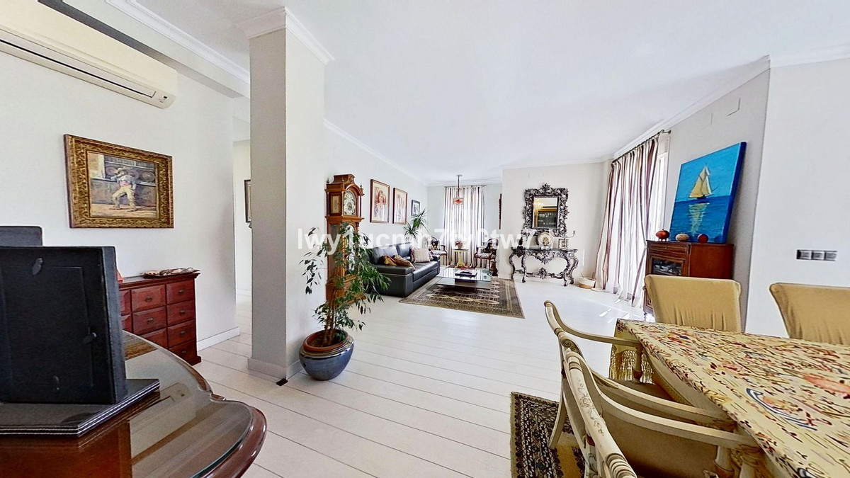 ec180a70f28b83e4192bb05e6574a6d9 - 7