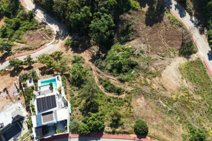 ec2e766c8838f3f64b99fbda6660cf6d - 1