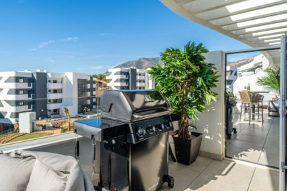 ec97909d537b8f364ce8cbb0ffa87787 - 12