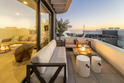 ec97909d537b8f364ce8cbb0ffa87787 - 14