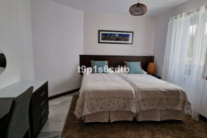 ecd7031aad3f5d99d1c2245d02f53b12 - 19