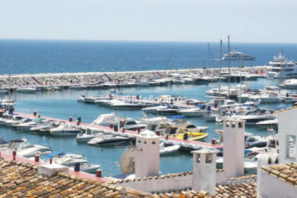 ecd7031aad3f5d99d1c2245d02f53b12 - 34