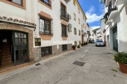 ed0fcc38184a95c76f2d1ade0247774a - 23