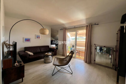 ed0fcc38184a95c76f2d1ade0247774a - 5