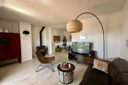 ed0fcc38184a95c76f2d1ade0247774a - 8