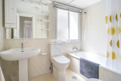 ed3f1373247d151727bece41143657c3 - 13