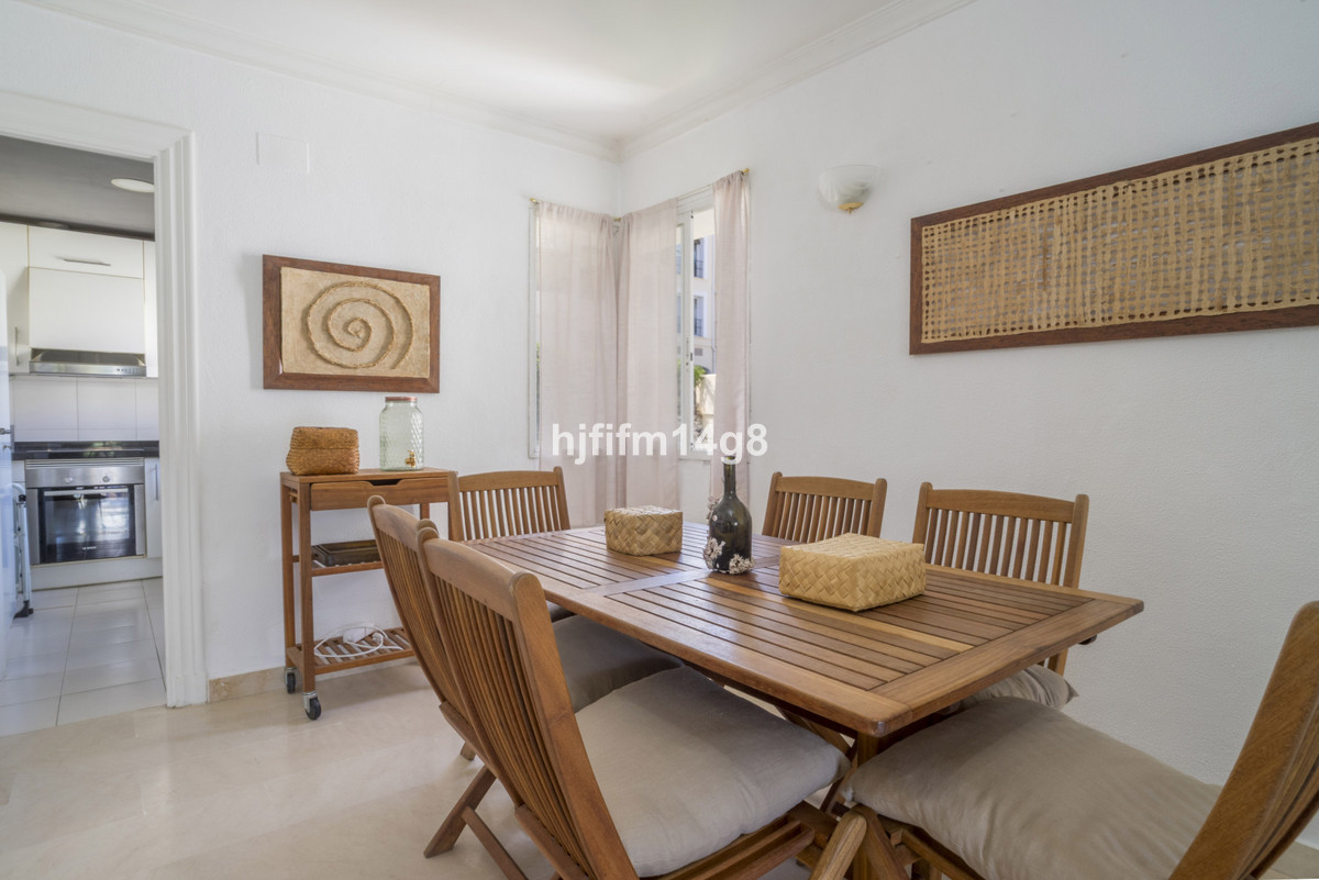 ed3f1373247d151727bece41143657c3 - 7