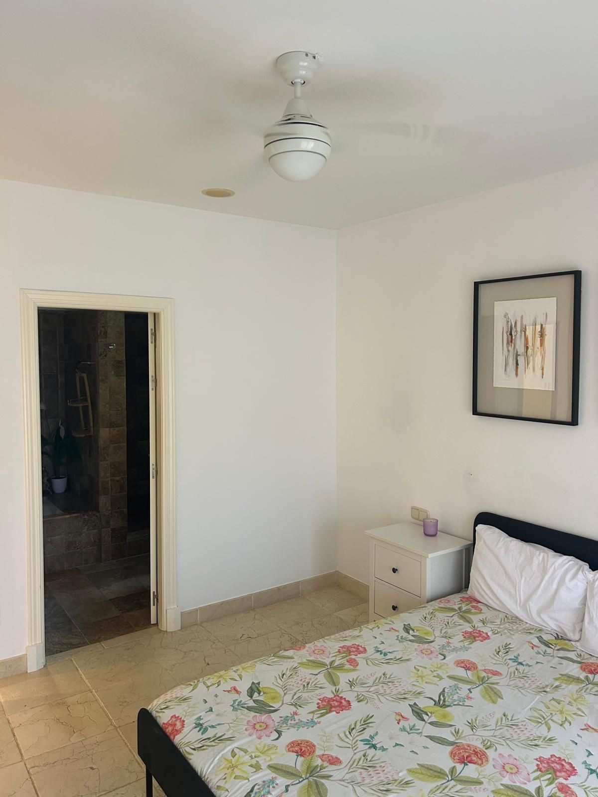 ed995080f67d043a227bd38664786cd1 - 17