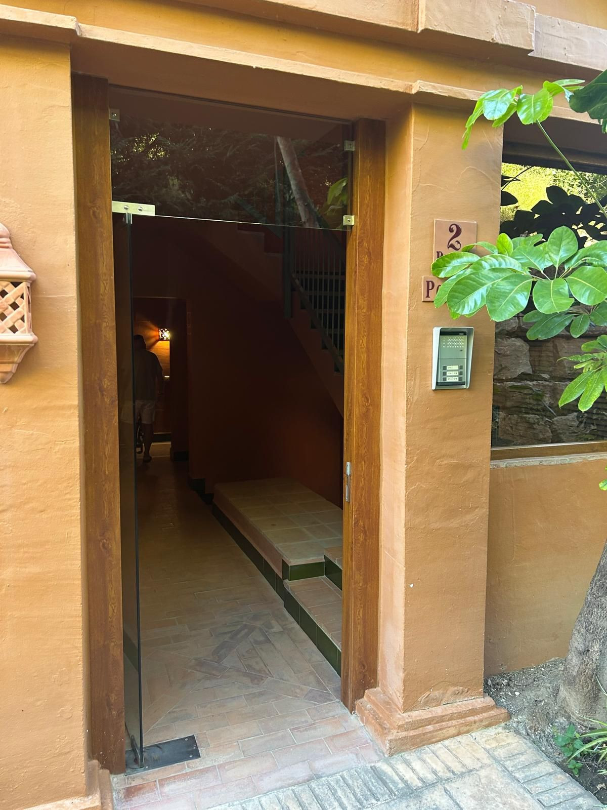 ed995080f67d043a227bd38664786cd1 - 5