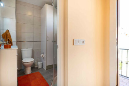 edaa00e149d7541a683d6a1d0a7c2f88 - 10