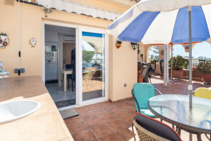 edaa00e149d7541a683d6a1d0a7c2f88 - 15