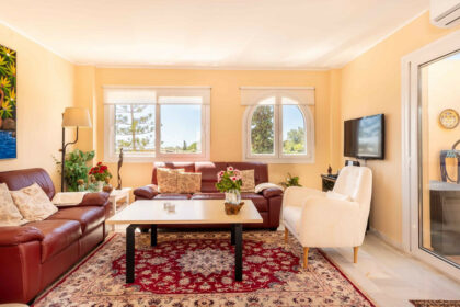 edaa00e149d7541a683d6a1d0a7c2f88 - 7