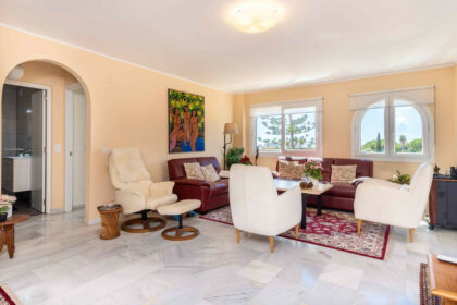 edaa00e149d7541a683d6a1d0a7c2f88 - 9