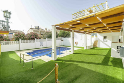 edaffb6a76072a594d0550f6cda55194 - 1