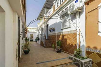 edaffb6a76072a594d0550f6cda55194 - 17