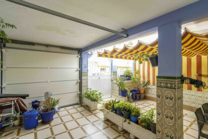 edaffb6a76072a594d0550f6cda55194 - 9