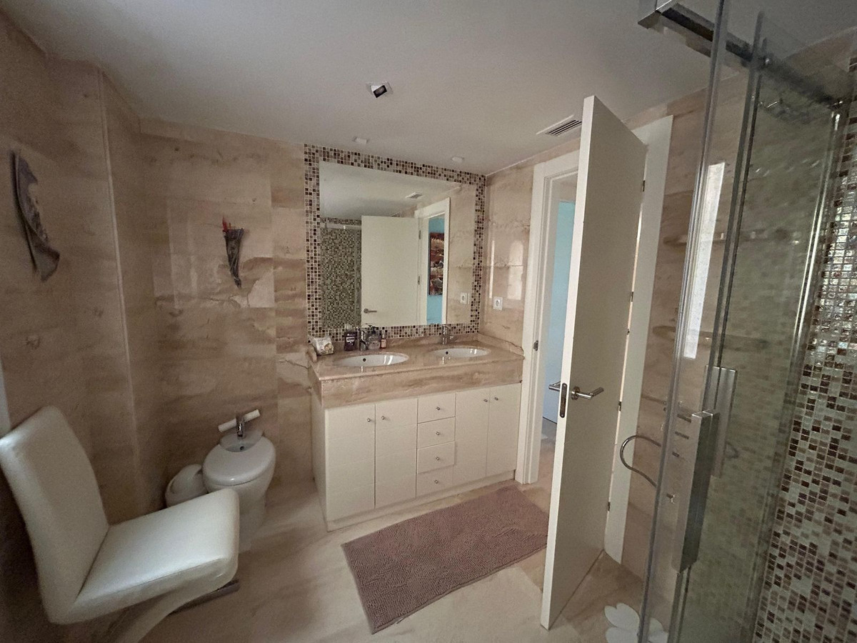 ede1a7873817b3f638230ab213ecb95a - 14