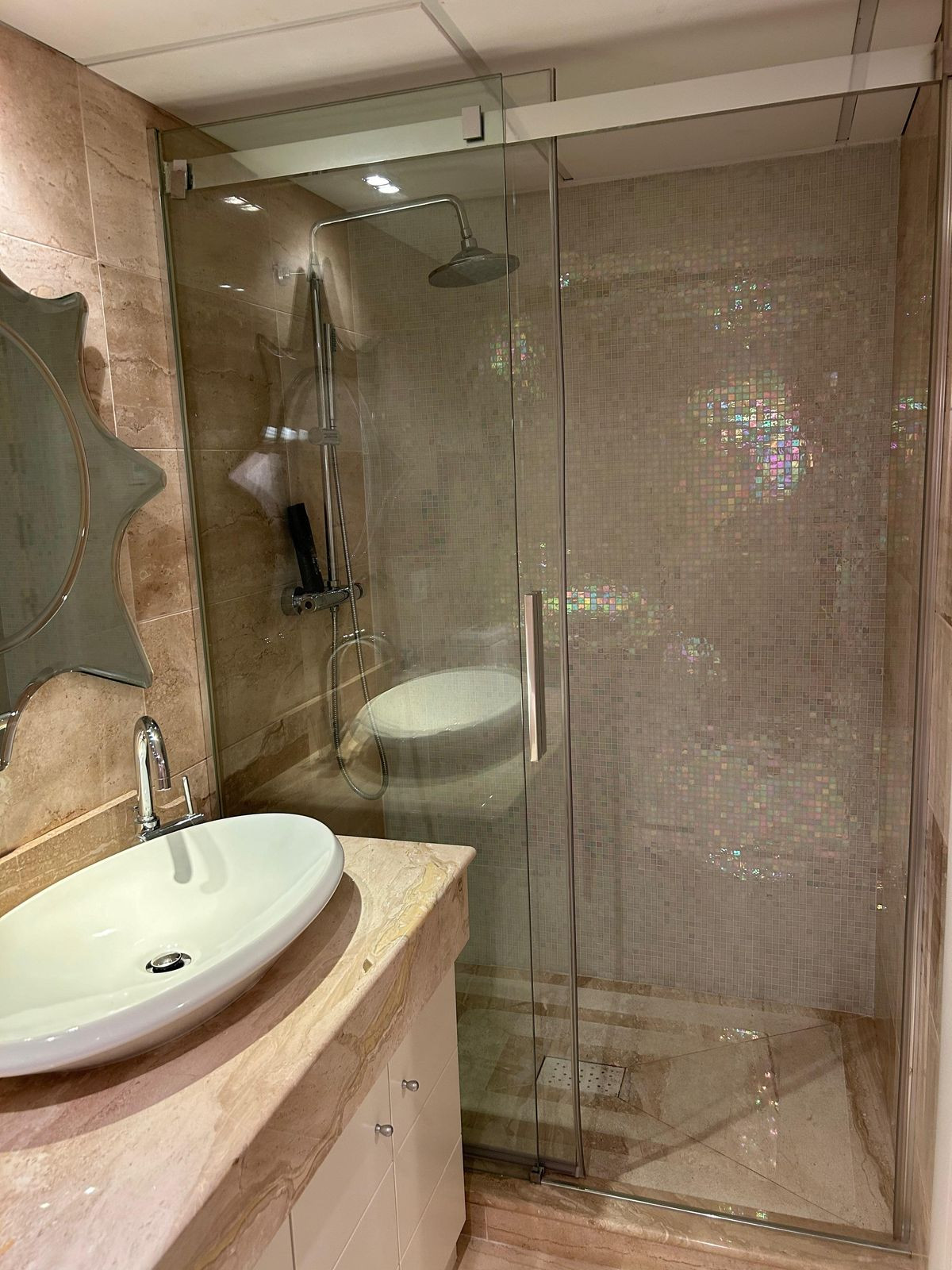 ede1a7873817b3f638230ab213ecb95a - 15