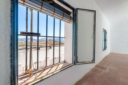 ee0873081310cca65d01d282035dbd74 - 4