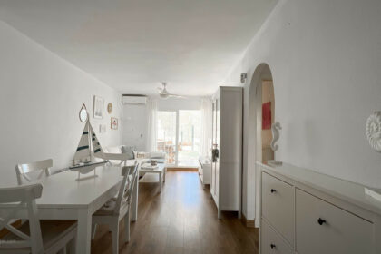 ee3508b558f5e6b7ac741fae07086a7d - 9