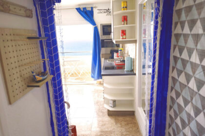 ee719f33c6e6f928d2ed4b0c2dc4166e - 18