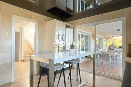 eef6f26dcf8e0dea5b8e7992919a75c1 - 10