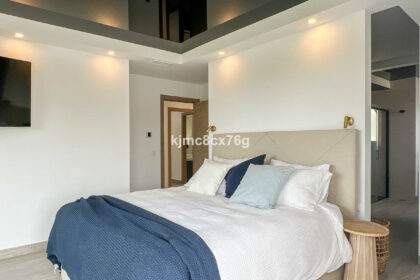 eef6f26dcf8e0dea5b8e7992919a75c1 - 33