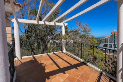 eef6f26dcf8e0dea5b8e7992919a75c1 - 63