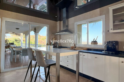 eef6f26dcf8e0dea5b8e7992919a75c1 - 8