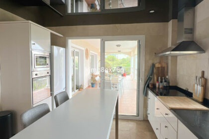 eef6f26dcf8e0dea5b8e7992919a75c1 - 9