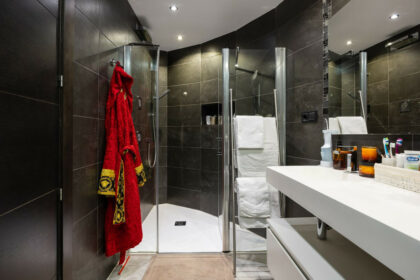 ef163391a8fefef97aa6e2acb9cadc66 - 41