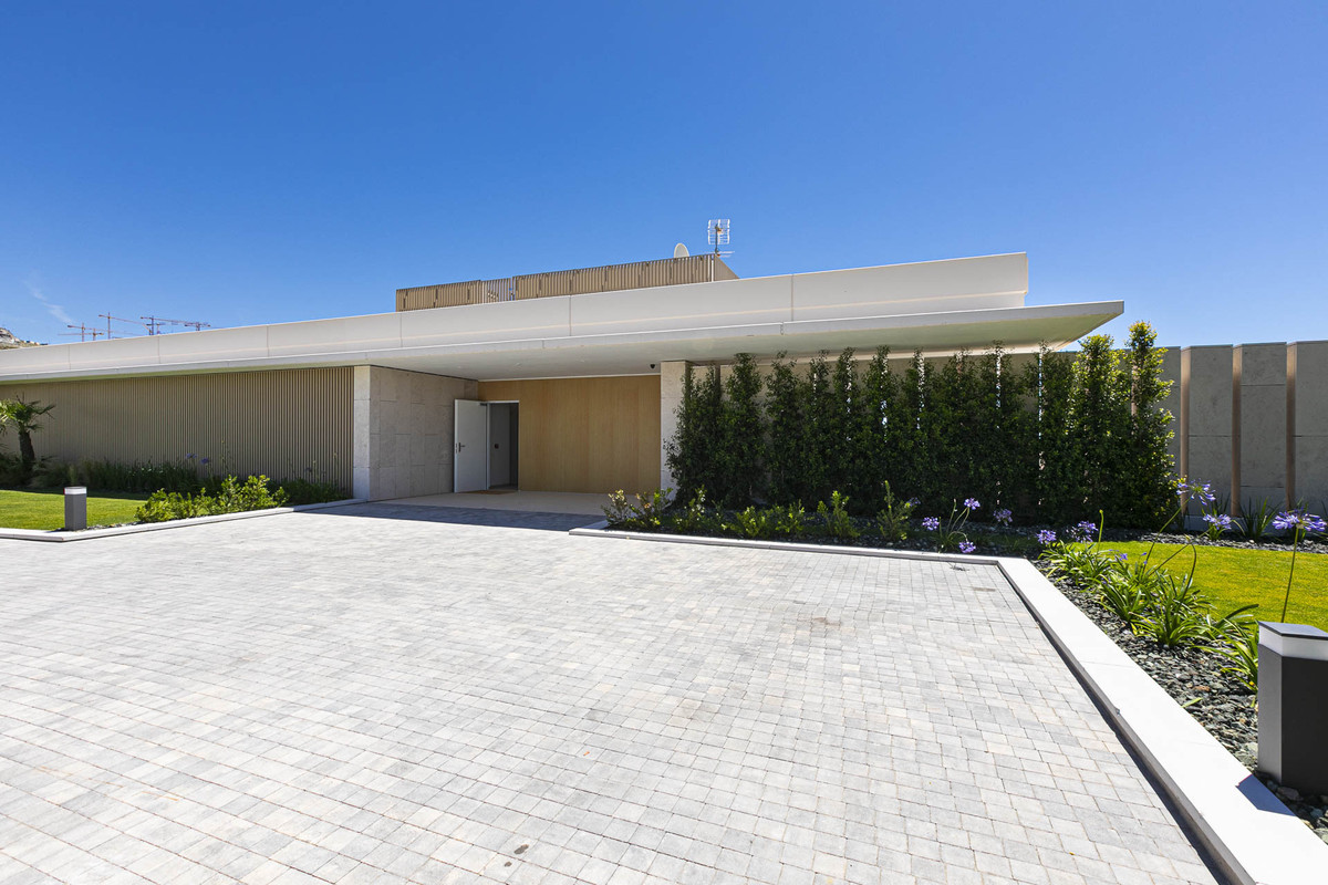 ef4e8d3292d5e150da45b20803f5f4a8 - 13