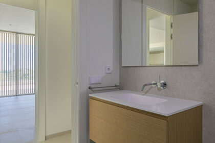 ef4e8d3292d5e150da45b20803f5f4a8 - 22