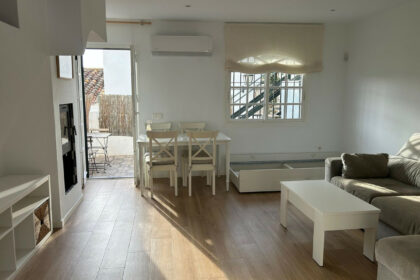 ef77e6bfb2b8923c82f2deca7f4f3da3 - 1