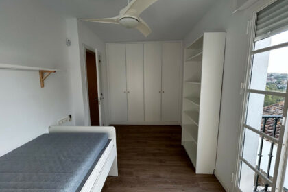 ef77e6bfb2b8923c82f2deca7f4f3da3 - 9